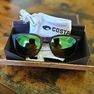 NWOT Costa Polarized Luxury Sunglasses